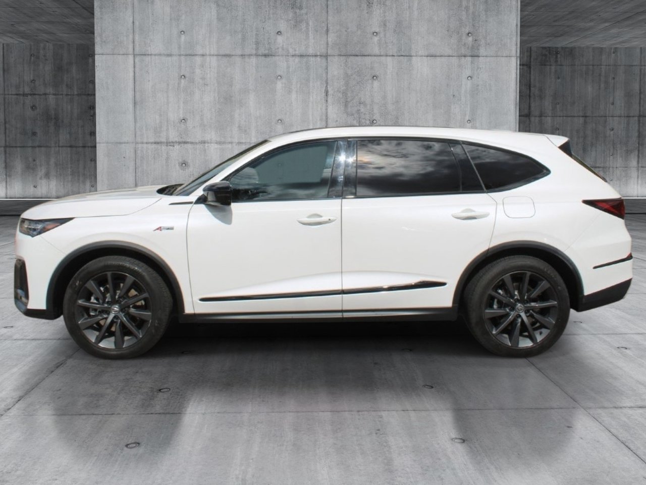 Used 2025 Acura MDX A-Spec AWD/4WD image 2