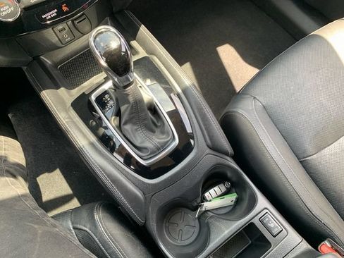 Used 2018 Nissan Rogue Sport SL AWD/4WD image 32