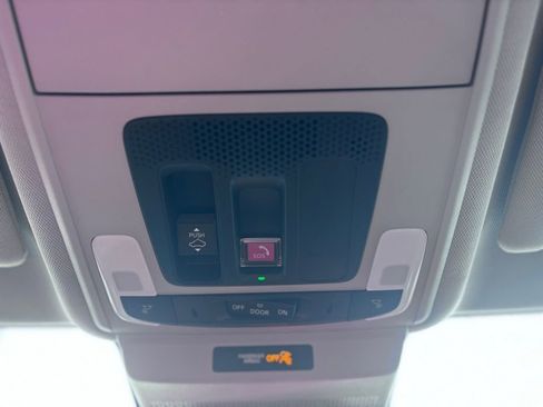 Certified 2023 Honda Accord EX image 25