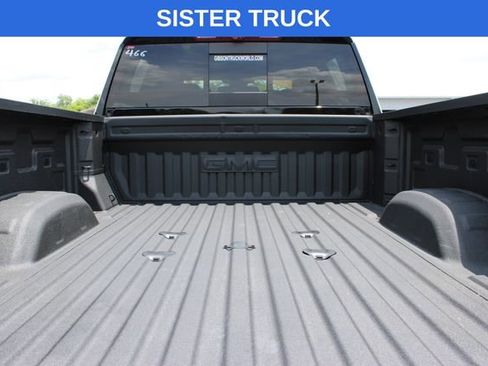 Used 2026 GMC Sierra 2500 AT4 w/ AT4 Premium Plus Package AWD/4WD image 11