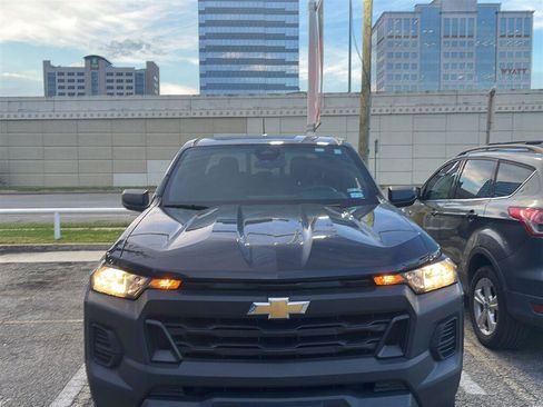 Used 2026 Chevrolet Colorado W/T w/ WT Custom Package RWD image 2