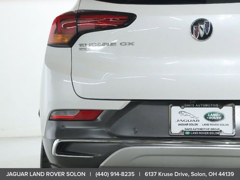 Used 2020 Buick Encore GX Essence w/ Experience Buick Package image 44