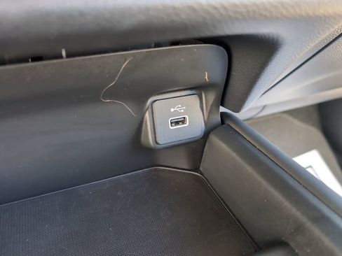 Used 2025 Honda HR-V LX image 23