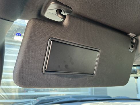 Used 2025 RAM 1500 Limited AWD/4WD image 25