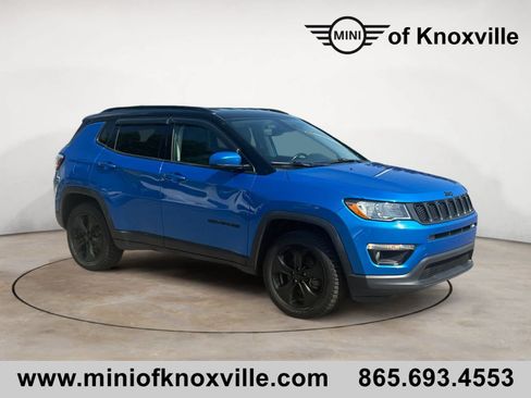 Used 2020 Jeep Compass Latitude AWD/4WD image 1