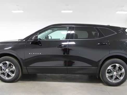 Used 2025 Chevrolet Blazer LT image 6