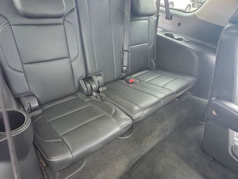Used 2018 Chevrolet Suburban LT AWD/4WD image 34