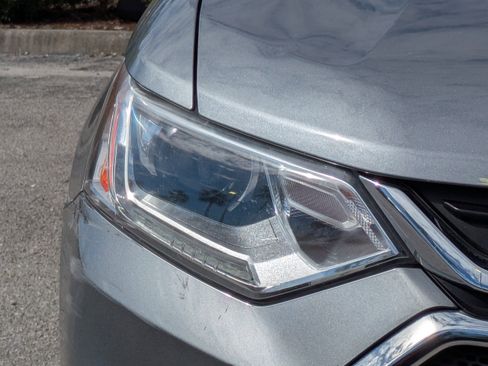 Used 2018 Chevrolet Traverse LS image 10