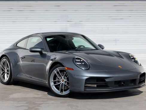 Certified 2025 Porsche 911 Carrera image 10