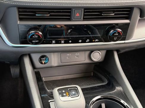 New 2026 Nissan Rogue SV FWD image 18