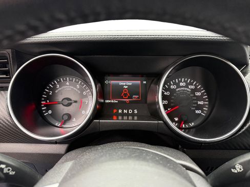 Used 2020 Ford Mustang Coupe image 11