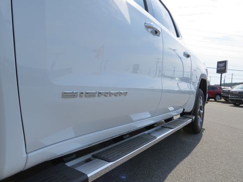 New 2026 GMC Sierra 1500 SLT w/ SLT Premium Plus Package image 39