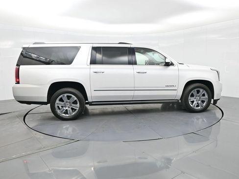 Used 2020 GMC Yukon XL Denali w/ Open Road Package image 5