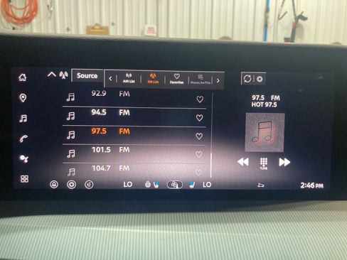 Used 2025 Nissan Murano Platinum w/ Cargo Package image 24