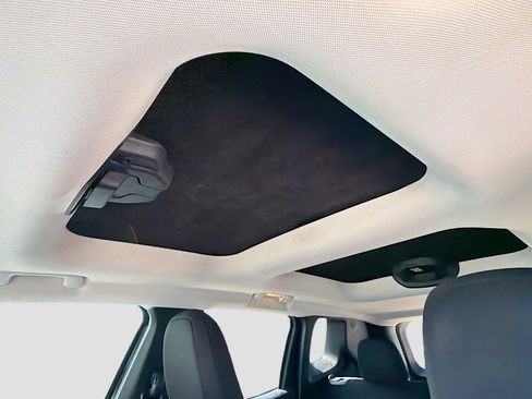 Used 2020 Jeep Renegade Latitude image 25