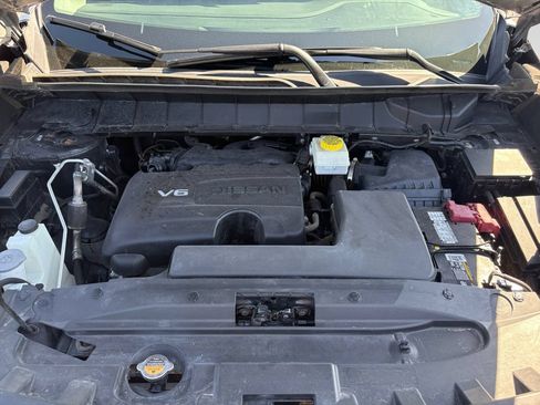 Used 2022 Nissan Pathfinder SV FWD image 29