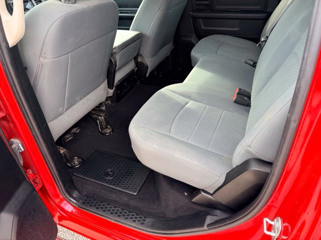 Used 2018 RAM 1500 Express AWD/4WD image 27