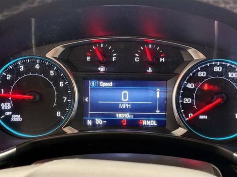 Used 2024 Chevrolet Equinox LT w/ LPO, Floor Liner Package FWD image 11