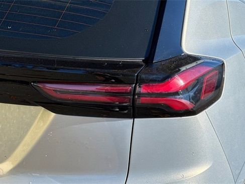 Used 2022 Chevrolet Bolt EUV Premier w/ Sun & Sound Package image 48