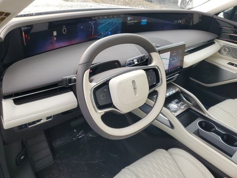 New 2026 Lincoln Nautilus Black Label AWD/4WD image 13