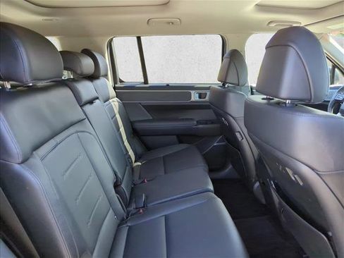 Used 2024 Hyundai Santa Fe Limited image 23