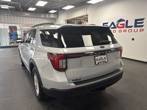 New 2026 Ford Explorer Active AWD/4WD image 8