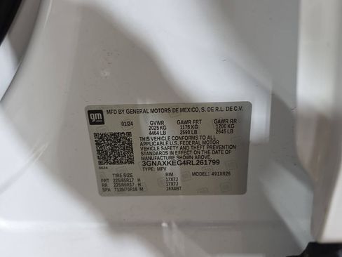 Used 2024 Chevrolet Equinox LT w/ LPO, Floor Liner Package FWD image 39