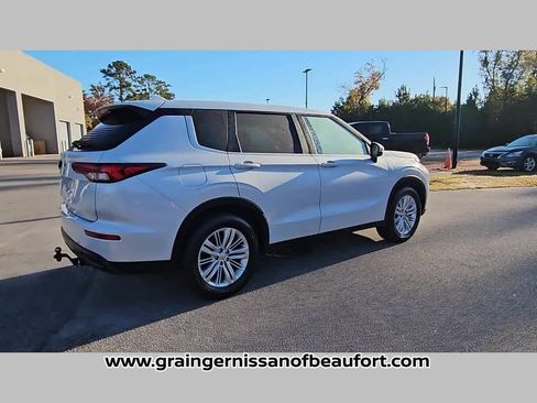 Used 2022 Mitsubishi Outlander ES image 33