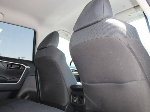 Used 2024 Toyota RAV4 LE FWD image 18