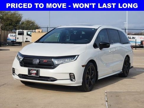 Used 2023 Honda Odyssey Sport image 12
