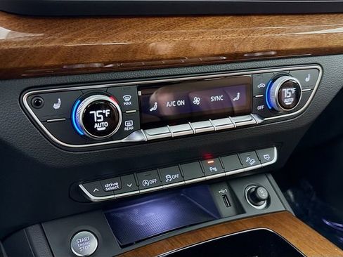 Used 2022 Audi Q5 2.0T Premium image 18