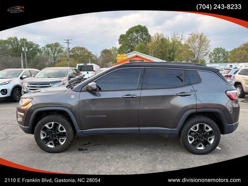Used 2017 Jeep Compass Trailhawk w/ Leather Interior Group image 7