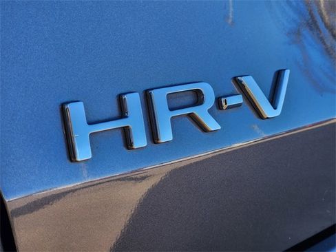 Used 2023 Honda HR-V EX-L image 7