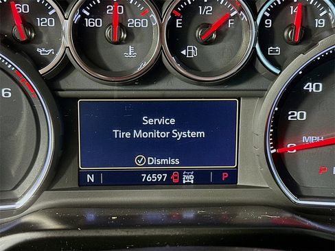 Used 2019 Chevrolet Silverado 1500 LT Trail Boss w/ Convenience Package image 12