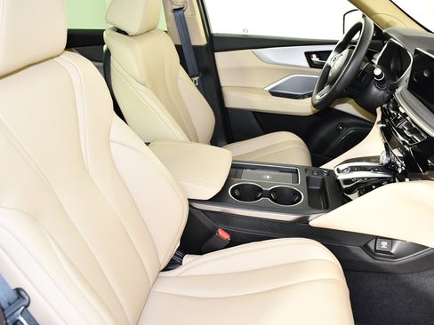Certified 2025 Acura MDX SH-AWD image 42