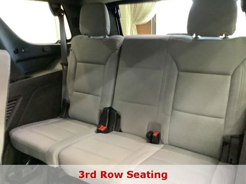 Used 2024 GMC Yukon SLE w/ Gmc Pro Safety Plus Package image 25