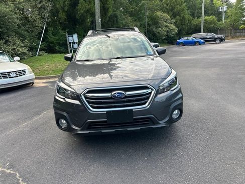 Used 2018 Subaru Outback 2.5i Premium AWD/4WD image 10