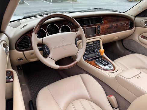 Used 2003 Jaguar XK8 Convertible RWD image 69