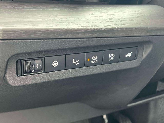 Used 2024 Nissan Ariya AWD image 22