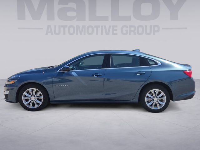 Used 2025 Chevrolet Malibu LT FWD image 2