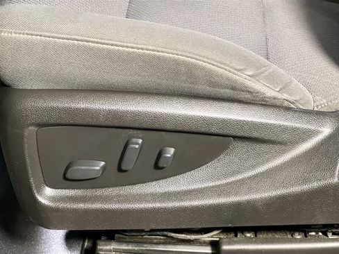 Used 2019 Chevrolet Silverado 1500 LT w/ All Star Edition image 15