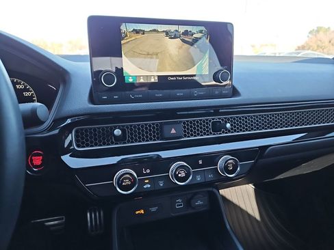 Used 2023 Honda Civic Sport image 21