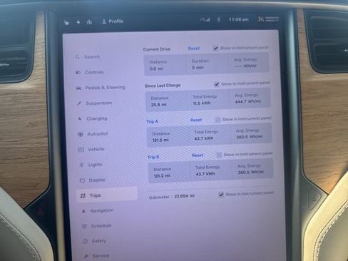 Used 2020 Tesla Model X Long Range image 15