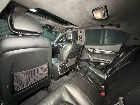 Used 2017 Maserati Ghibli S image 21
