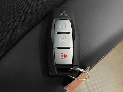 New 2026 Mitsubishi Outlander ES image 31