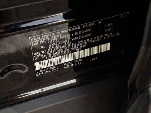 Used 2025 Toyota RAV4 LE image 28