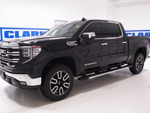 Used 2024 GMC Sierra 1500 SLT RWD image 35