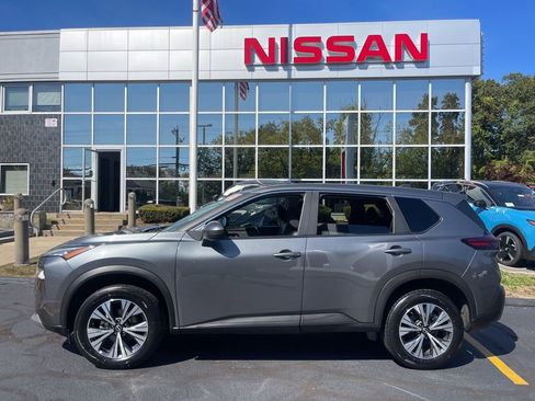 Certified 2023 Nissan Rogue SV image 2