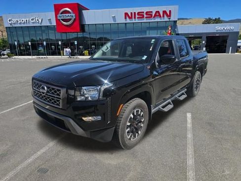 Used 2022 Nissan Frontier SV RWD image 3