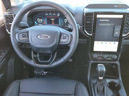 New 2025 Ford Ranger Lariat w/ Black Appearance Package image 8